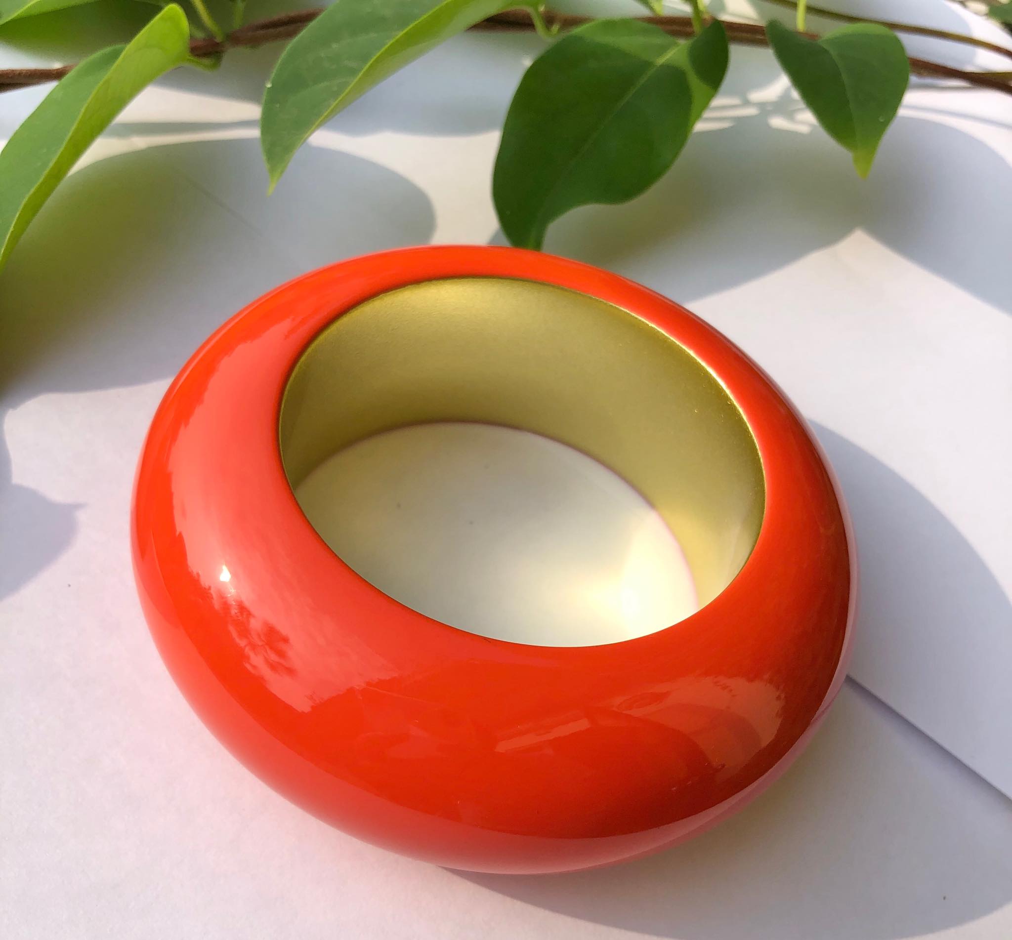 WOOD LACQUER BANGLE/BRACELET